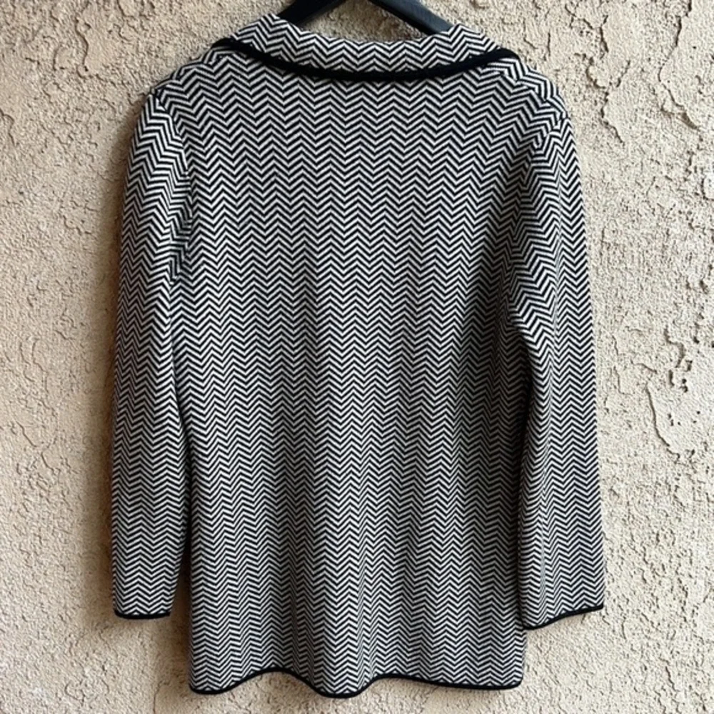 Katie &‎ Elie 100% Merino Wool chevron sweater/blazer/cardigan size M